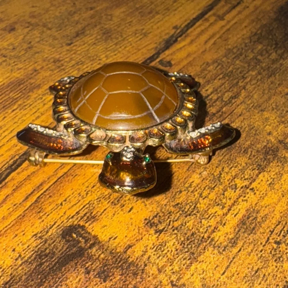 vintage gold-tone turtle brooch cabochon shell & amber rhinestone accents